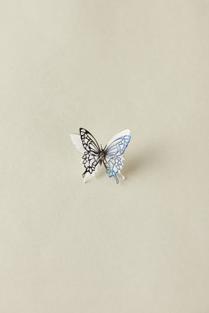 
                  
                    蝶々ラペルピン　White
                  
                